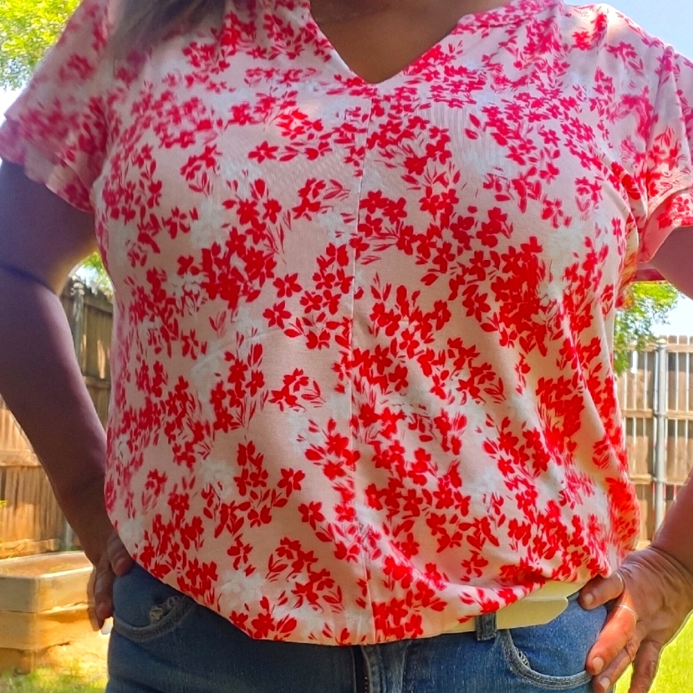Liz Claiborne Red and White Fitted Blouse